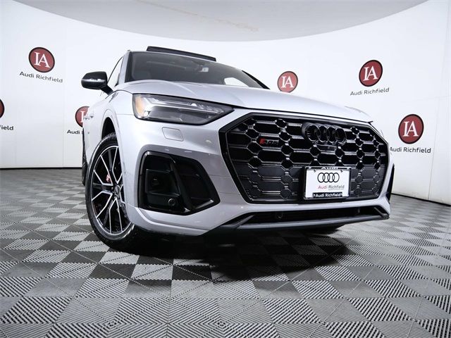 2024 Audi SQ5 Prestige