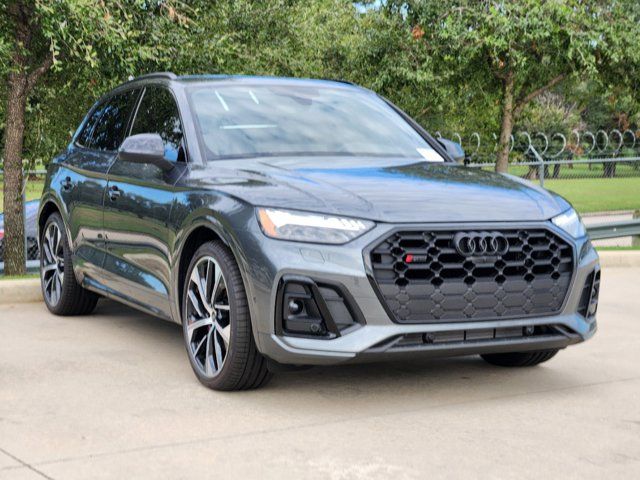 2024 Audi SQ5 Prestige