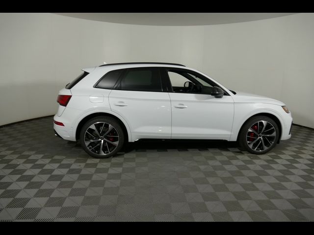 2024 Audi SQ5 Prestige