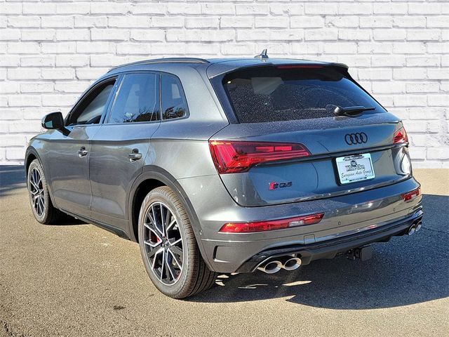 2024 Audi SQ5 Prestige