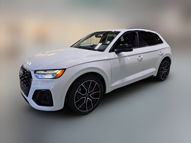 2024 Audi SQ5 Prestige