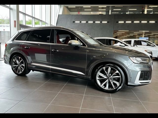 2024 Audi SQ7 Prestige