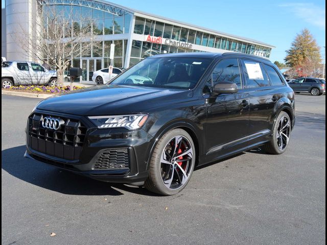 2024 Audi SQ7 Premium Plus