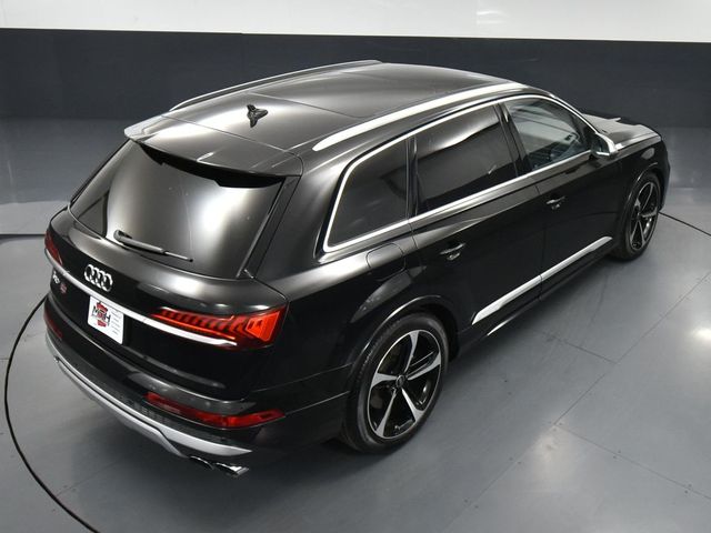 2024 Audi SQ7 Premium Plus