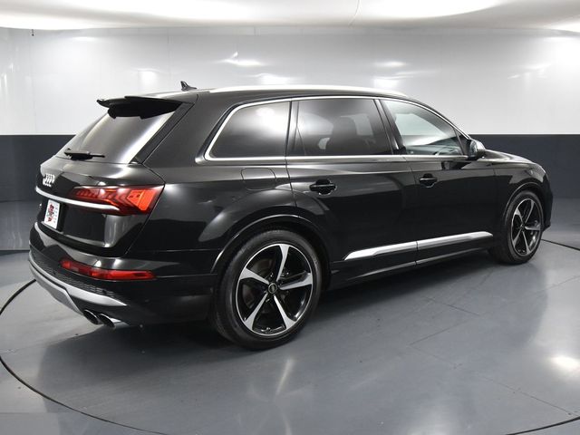 2024 Audi SQ7 Premium Plus