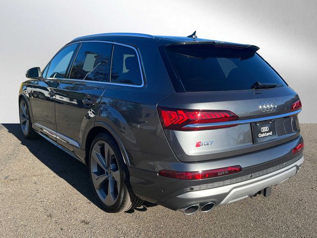 2024 Audi SQ7 Premium Plus