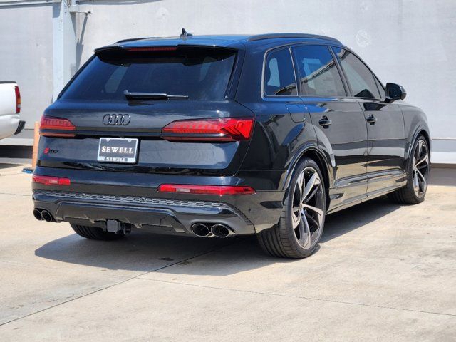 2024 Audi SQ7 Premium Plus