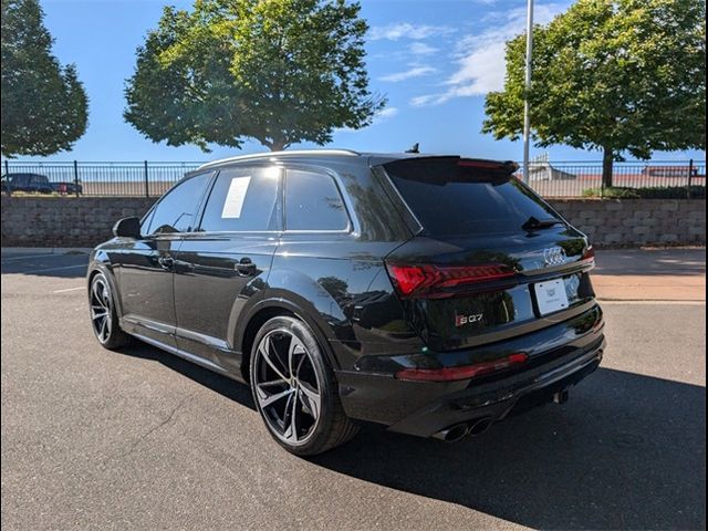 2024 Audi SQ7 Premium Plus