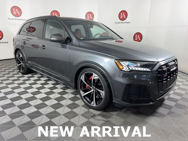 2024 Audi SQ7 Prestige