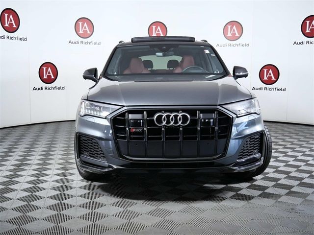 2024 Audi SQ7 Prestige