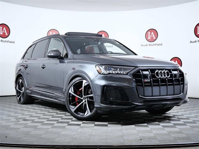 2024 Audi SQ7 Prestige