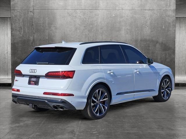 2024 Audi SQ7 Prestige