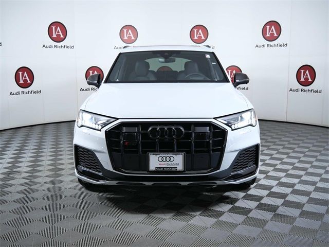 2024 Audi SQ7 Prestige