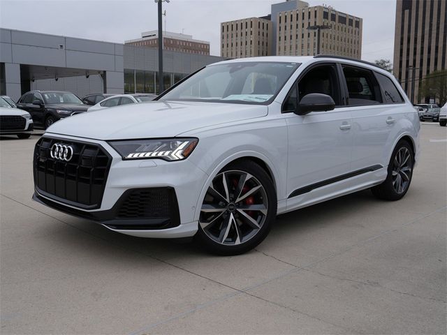 2024 Audi SQ7 Prestige