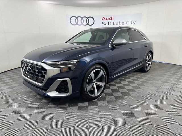 2024 Audi SQ8 Premium Plus