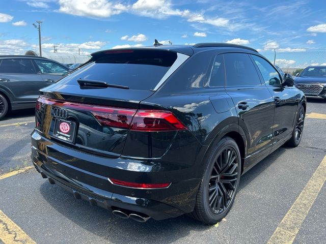 2024 Audi SQ8 Premium Plus