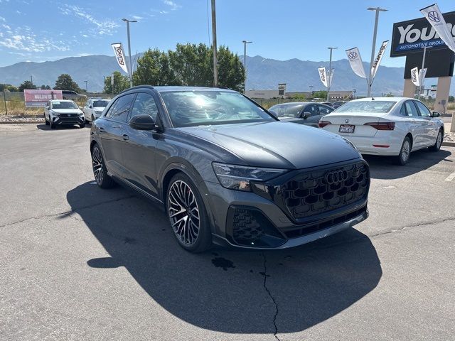 2024 Audi SQ8 Prestige