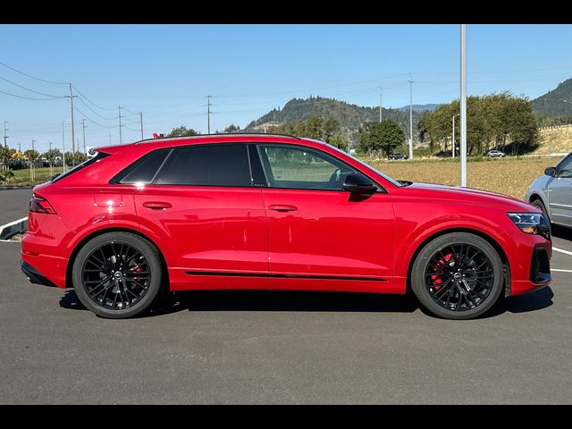 2024 Audi SQ8 Prestige