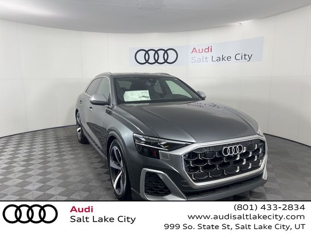 2024 Audi SQ8 Prestige