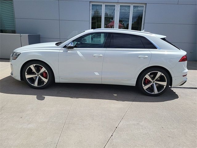 2024 Audi SQ8 Prestige