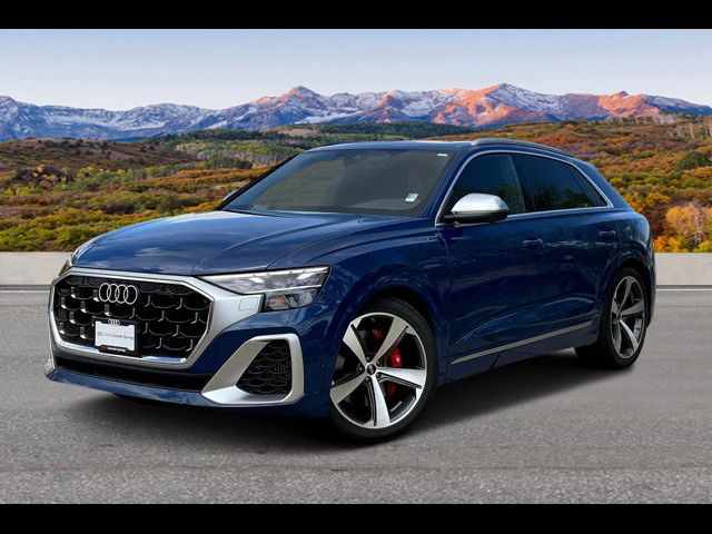 2024 Audi SQ8 Premium Plus