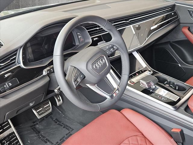 2024 Audi SQ8 Premium Plus