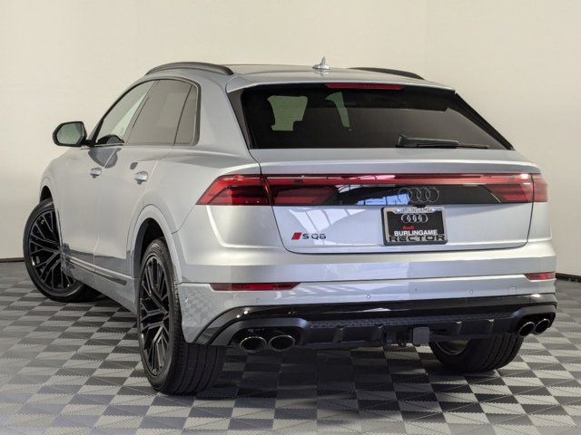 2024 Audi SQ8 Premium Plus