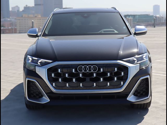 2024 Audi SQ8 Prestige