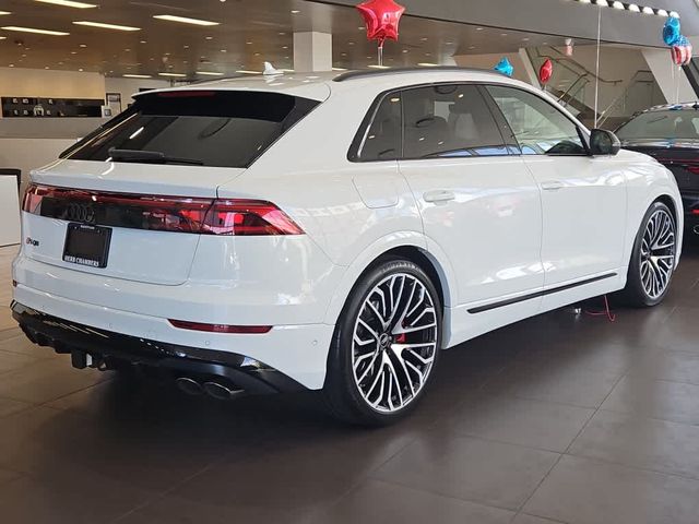 2024 Audi SQ8 Prestige