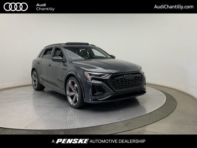 2024 Audi SQ8 e-tron Prestige