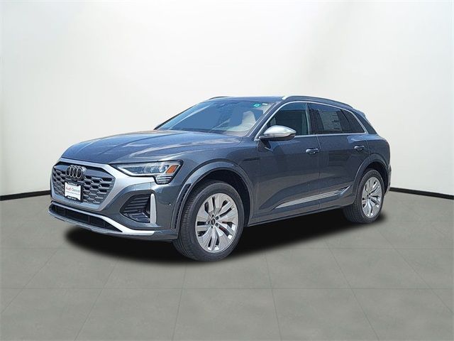 2024 Audi SQ8 e-tron Premium Plus