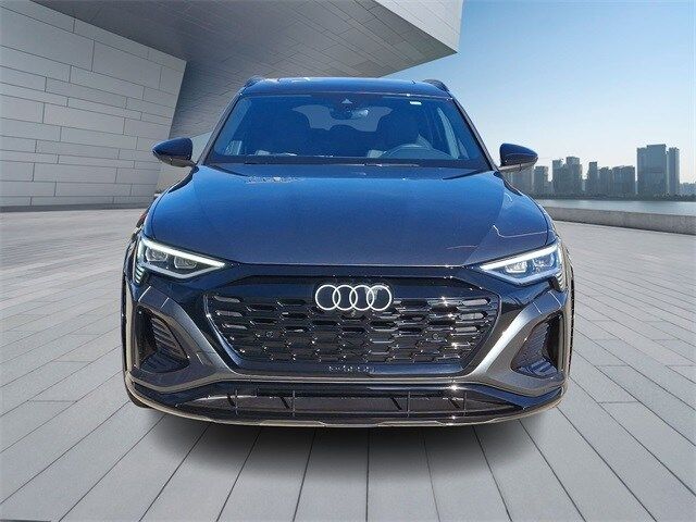 2024 Audi SQ8 e-tron Premium Plus