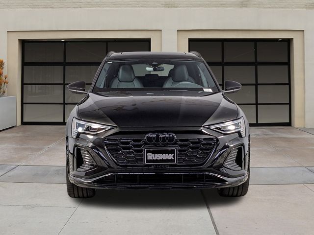 2024 Audi SQ8 e-tron Premium Plus