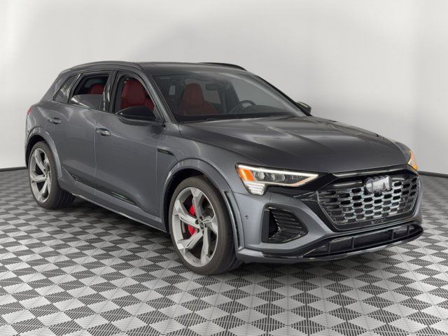 2024 Audi SQ8 e-tron Premium Plus