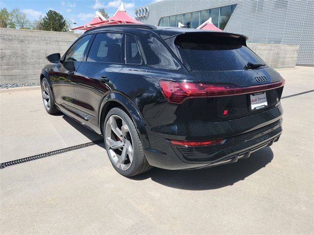 2024 Audi SQ8 e-tron Premium Plus