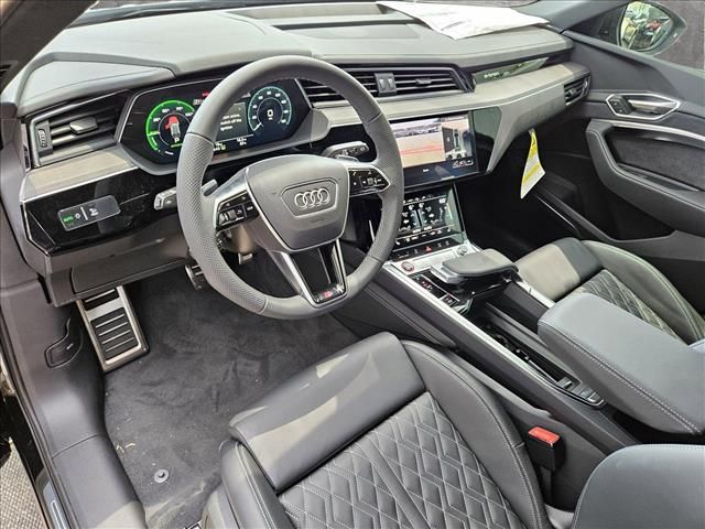 2024 Audi SQ8 e-tron Premium Plus