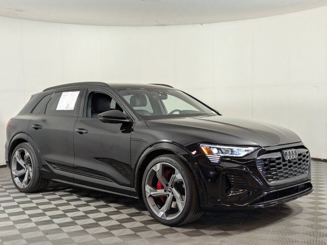 2024 Audi SQ8 e-tron Premium Plus