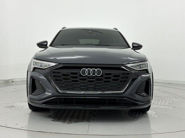 2024 Audi SQ8 e-tron Premium Plus