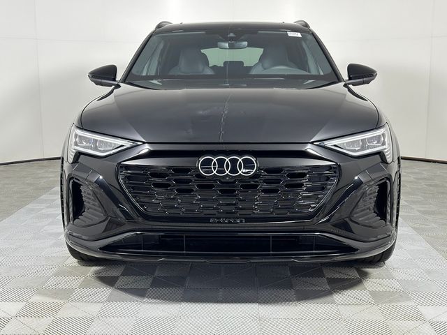 2024 Audi SQ8 e-tron Premium Plus