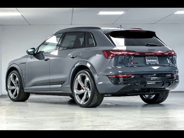 2024 Audi SQ8 e-tron Prestige