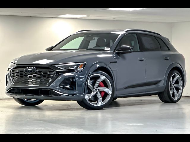 2024 Audi SQ8 e-tron Prestige