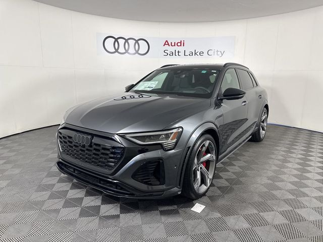 2024 Audi SQ8 e-tron Prestige