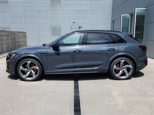 2024 Audi SQ8 e-tron Prestige