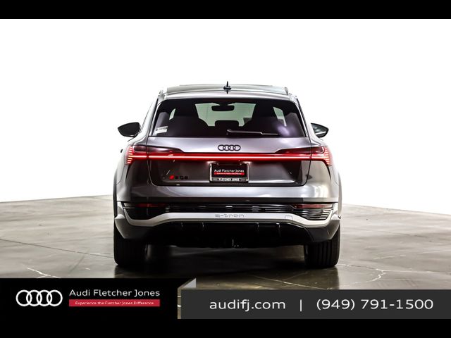 2024 Audi SQ8 e-tron Prestige