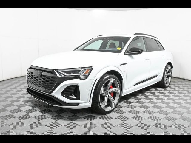 2024 Audi SQ8 e-tron Prestige