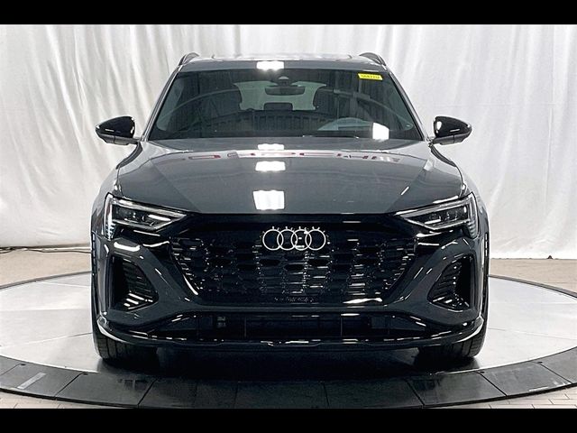 2024 Audi SQ8 e-tron Prestige