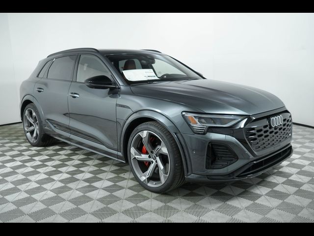 2024 Audi SQ8 e-tron Prestige