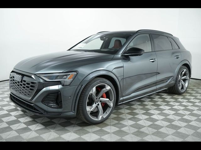 2024 Audi SQ8 e-tron Prestige