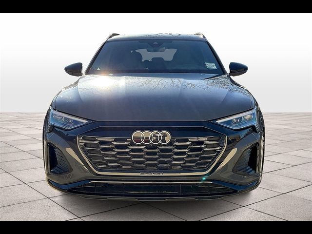 2024 Audi SQ8 e-tron Prestige