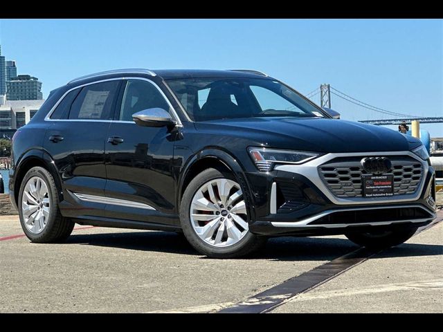 2024 Audi SQ8 e-tron Prestige